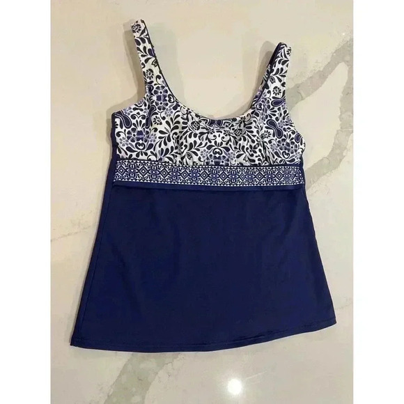 Women’s Lands End Tankini Underwire Blue Floral Swim Top Size 4 - Picture 1 of 6